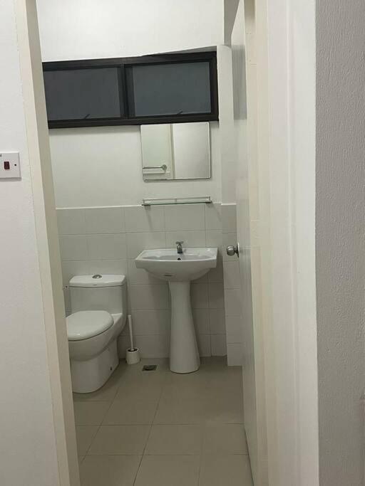 Kk Jungle Hideaway Lovely Apartment 5 Mins Walk To Town Kota Kinabalu Luaran gambar
